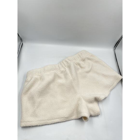 Pacsun Women’s Sherpa Fleece Lounge Cream Shorts With Pockets Size Medium - Picture 5 of 5
